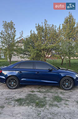 Седан Audi A3 2014 в 