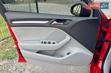 Седан Audi A3 2014 в 