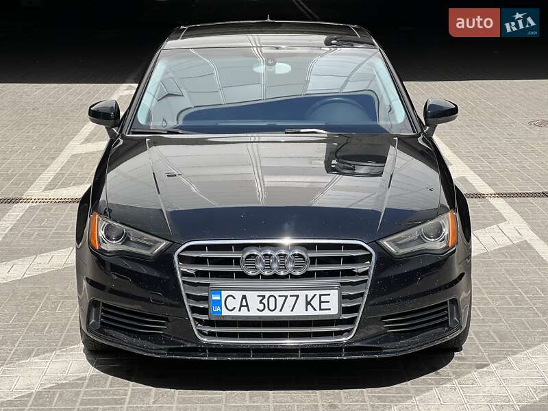 Седан Audi A3 2014 в Киеве