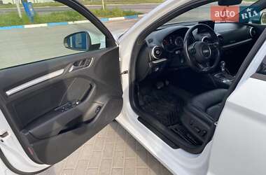 Седан Audi A3 2015 в 