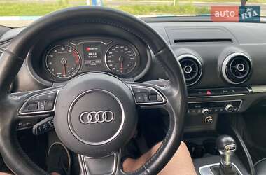 Седан Audi A3 2015 в 