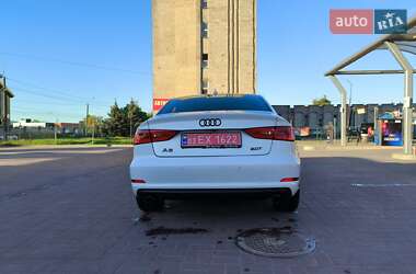 Хетчбек Audi A3 2005 в 