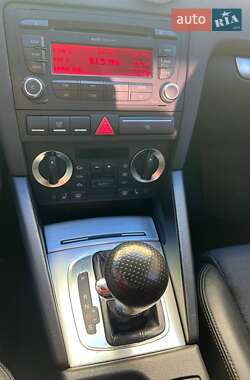 Хэтчбек Audi A3 2007 в 