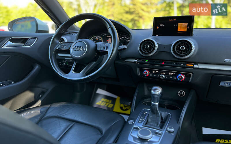 Хэтчбек Audi A3 2016 в Львове