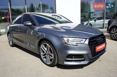 Седан Audi A3 2017 в 