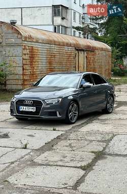 Седан Audi A3 2017 в Киеве