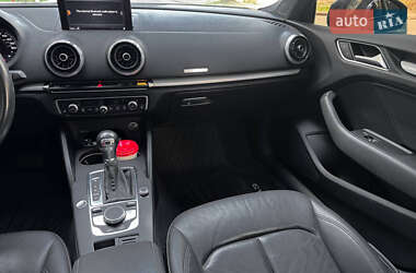 Седан Audi A3 2019 в 