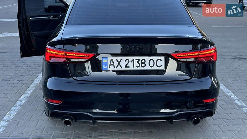 Седан Audi A3 2016 в Киеве