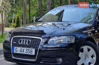 Хэтчбек Audi A3 2005 в 