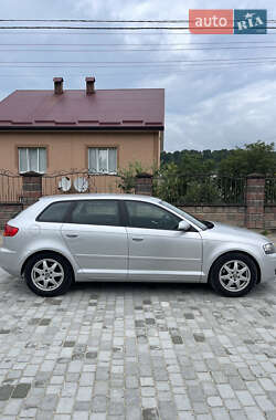 Хэтчбек Audi A3 2007 в 