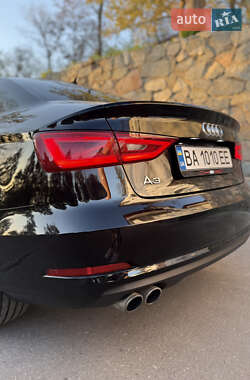 Седан Audi A3 2014 в 