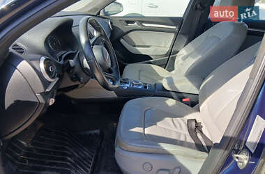 Седан Audi A3 2017 в 