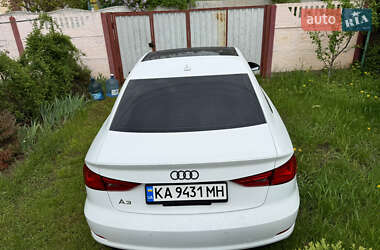 Седан Audi A3 2015 в 