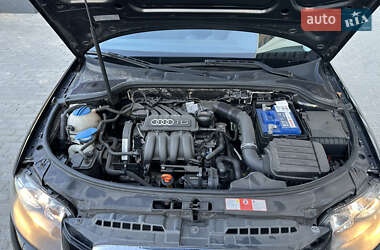 Хетчбек Audi A3 2006 в 