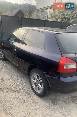 Хэтчбек Audi A3 1999 в 