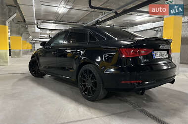 Седан Audi A3 2014 в 