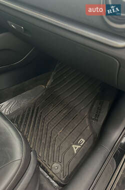 Седан Audi A3 2014 в 