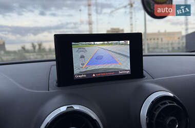 Седан Audi A3 2016 в 