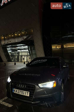 Седан Audi A3 2015 в 
