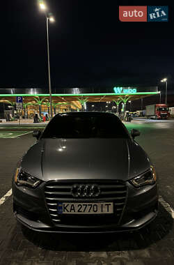 Седан Audi A3 2015 в Киеве