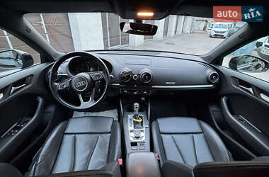 Хэтчбек Audi A3 2018 в 