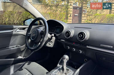 Седан Audi A3 2014 в 