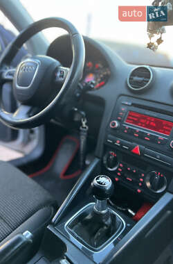Хэтчбек Audi A3 2007 в 