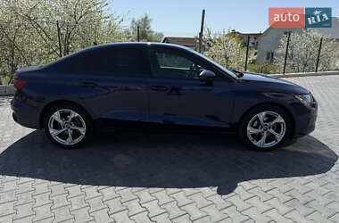 Седан Audi A3 2021 в 