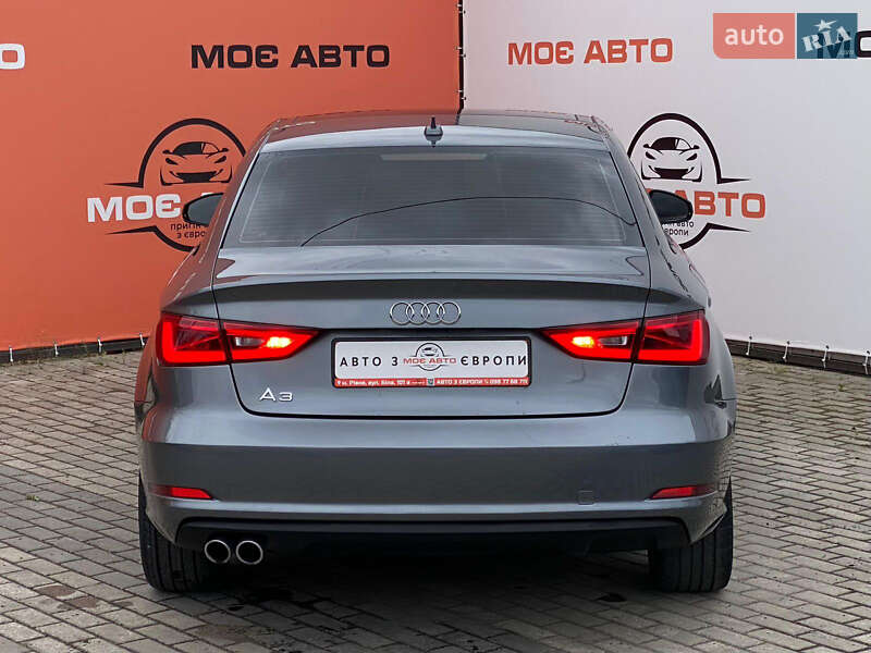 Седан Audi A3 2014 в Рівному