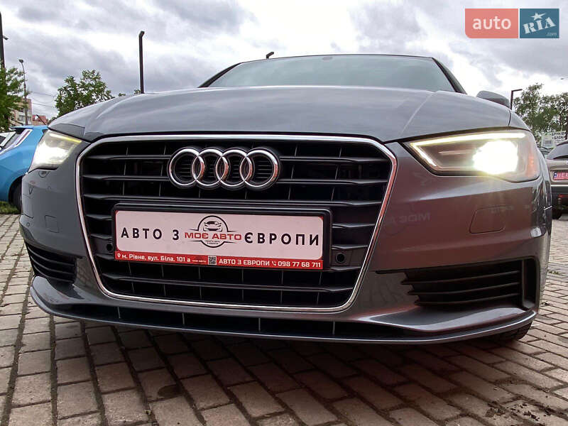 Седан Audi A3 2014 в Рівному