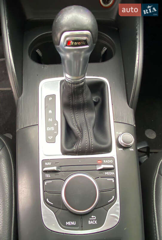 Седан Audi A3 2014 в Рівному