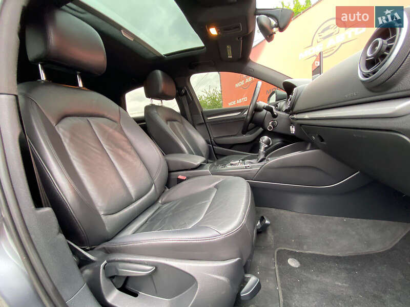 Седан Audi A3 2014 в Рівному