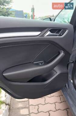 Седан Audi A3 2017 в 