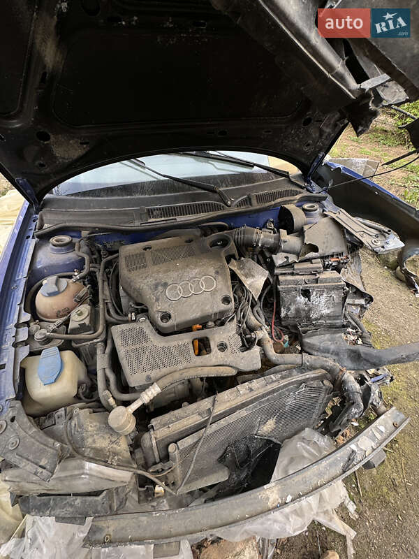 Хэтчбек Audi A3 2000 в Черновцах