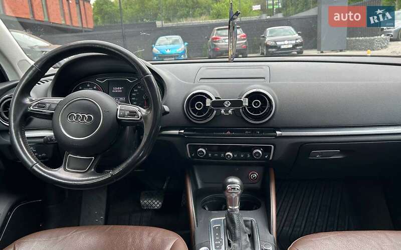 Седан Audi A3 2014 в Черновцах