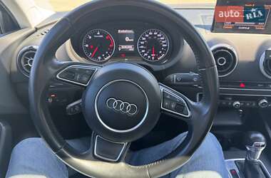 Седан Audi A3 2014 в 