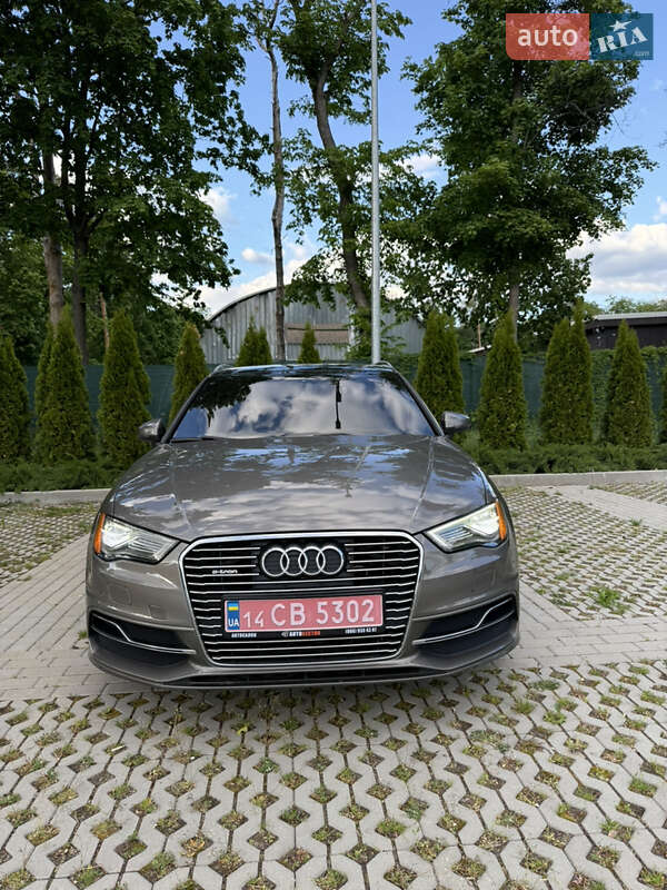 Хетчбек Audi A3 2016 в Харкові