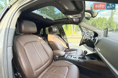 Хэтчбек Audi A3 2016 в 