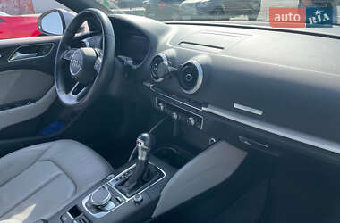 Седан Audi A3 2018 в 