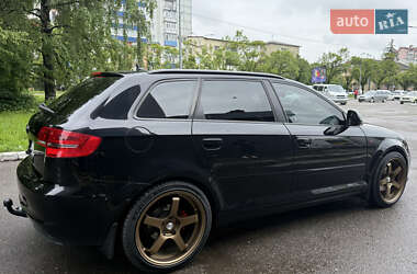 Хэтчбек Audi A3 2009 в 