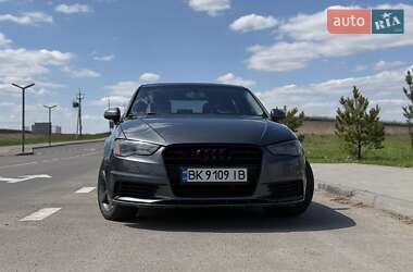 Седан Audi A3 2014 в Рівному