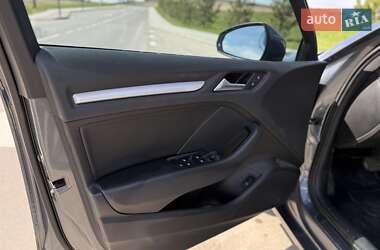 Седан Audi A3 2014 в 