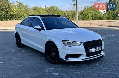 Седан Audi A3 2014 в Кривом Роге