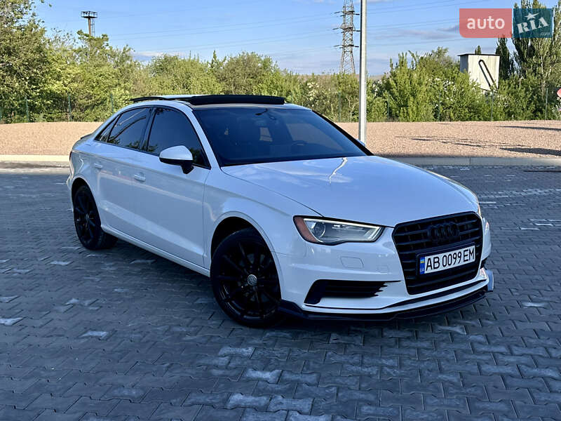 Седан Audi A3 2014 в 