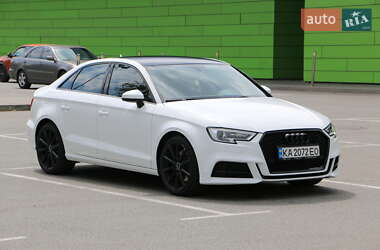 Седан Audi A3 2015 в 