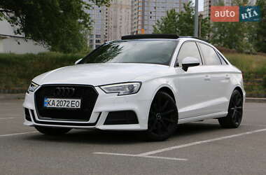 Седан Audi A3 2015 в Києві