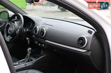 Седан Audi A3 2015 в 