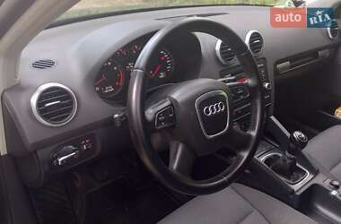 Хэтчбек Audi A3 2009 в 