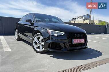 Седан Audi A3 2018 в Киеве