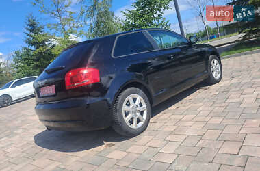 Хэтчбек Audi A3 2008 в 